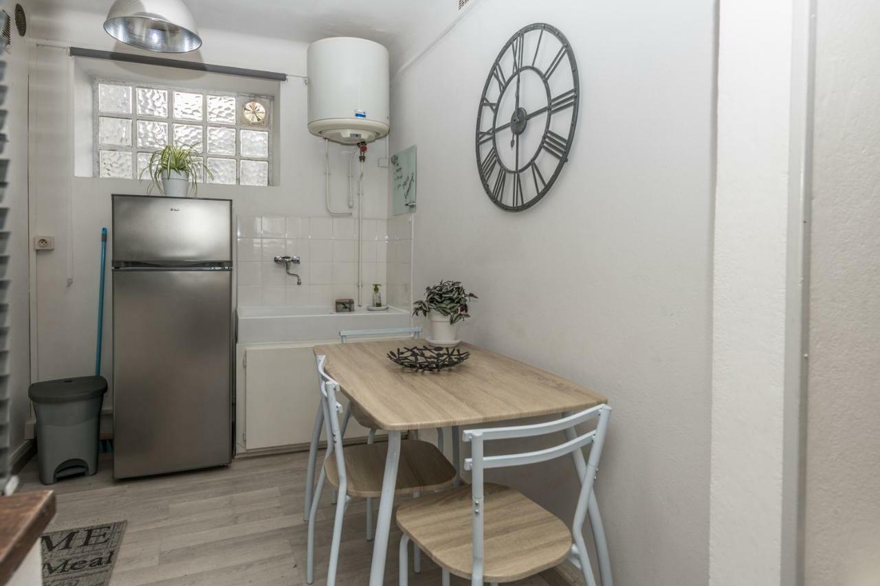 Studio Avec Vue Sur Les Arenes Арль Екстер'єр фото